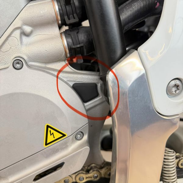 Staubschutzkappe Motorgehäuse links